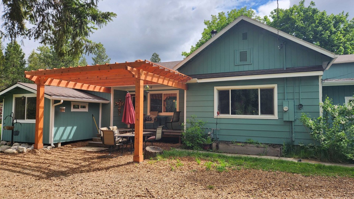 Rathdrum House | Charming 1-bedroom house in Rathdrum with WiFi
