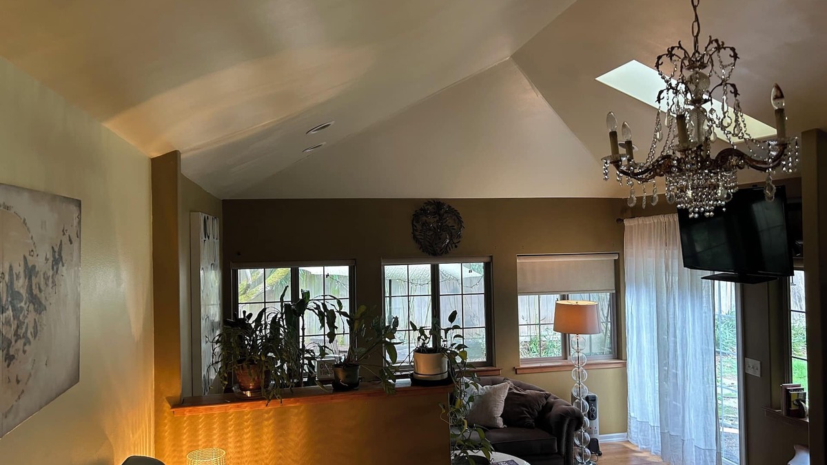 Cedar Heights House | Charming 1-bedroom house in enchanting Seattle with WiFi