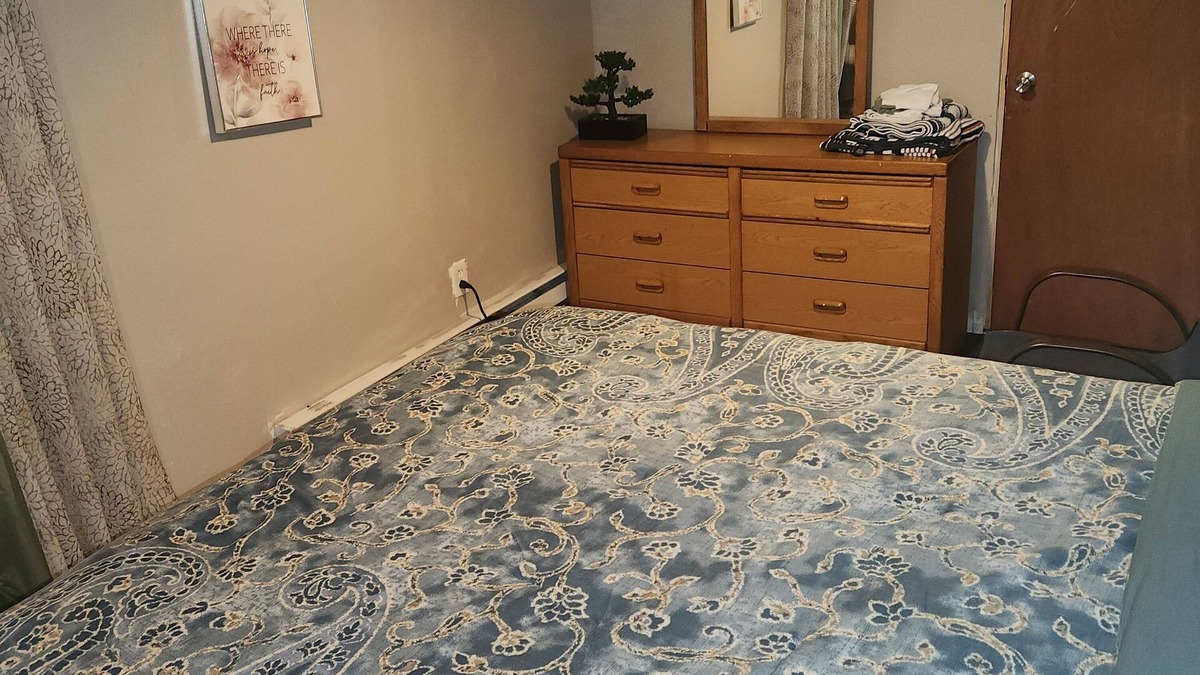 Newark House | Charming 1-bedroom house with AC and WiFi in welcoming Newark
