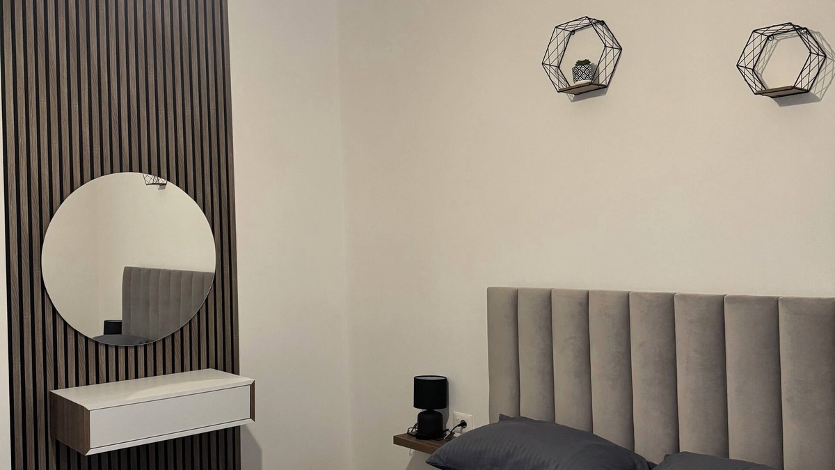 Kamez Apartment | Charming 1-bedroom in Bathore with AC, Wi-Fi, parking, and car rentals.