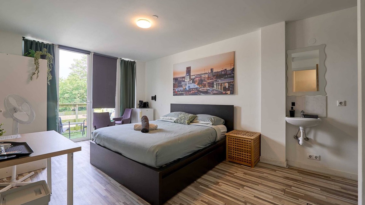 Tongelre Apartment | Charming 1-Bedroom Retreat in Eindhoven