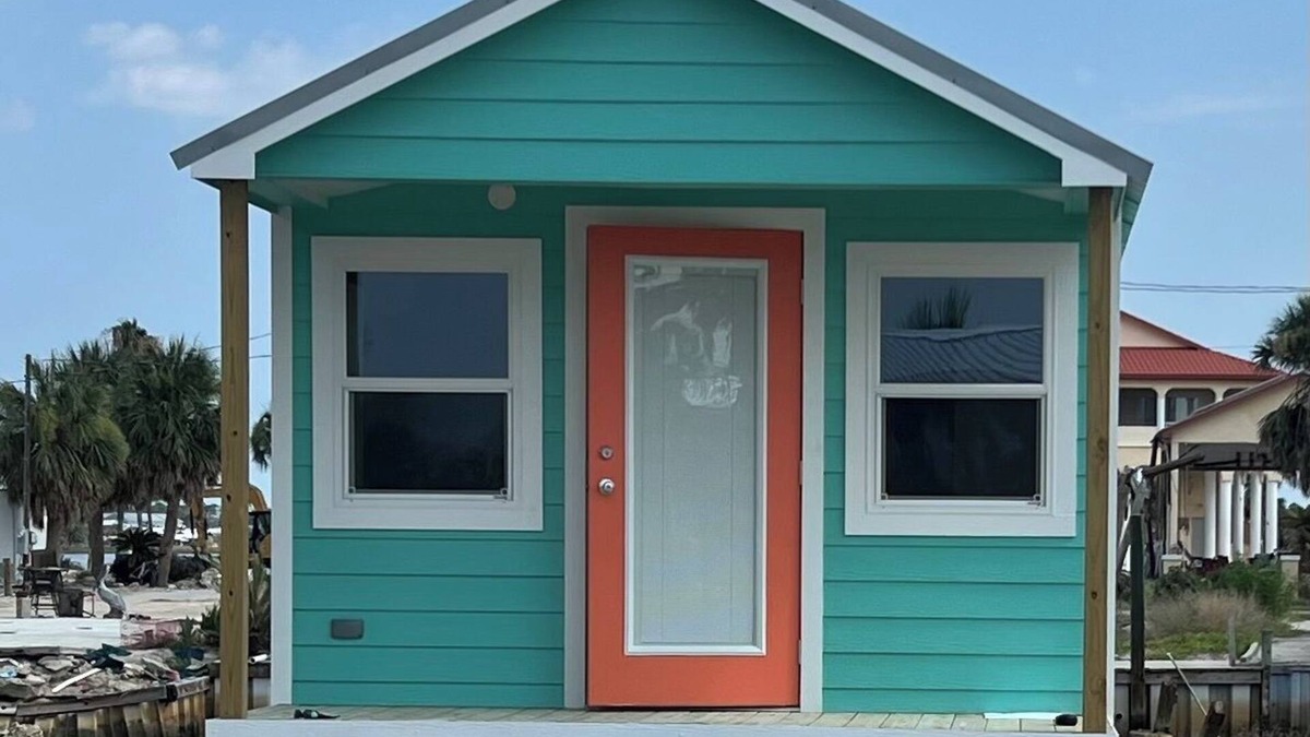 Salem House | Charming 1-bedroom tiny house minutes from the Gulf!