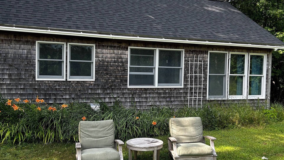 Brooksville Cottage | Charming 1-bedroom cottage in Cape Rosier