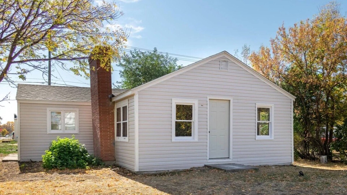 Great Falls Cottage | Charming 1- bedroom cottage