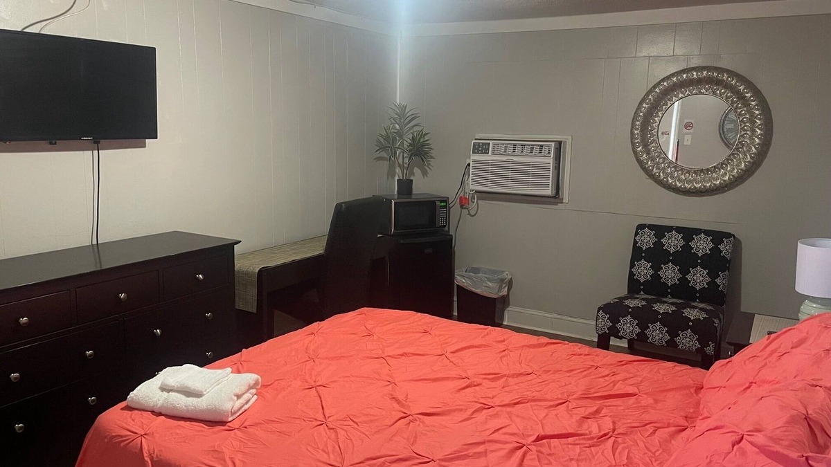 Westgate Hotel | Charming 1 Bedroom/1 bath hotel room
