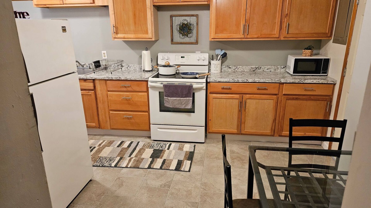 Phillipsburg Apartment | Charming 1-bedroom apartment in delightful Phillipsburg with AC, WiFi