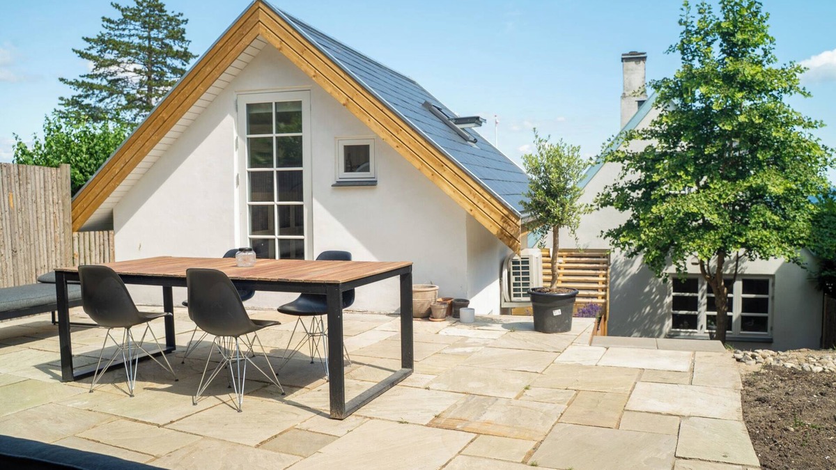Kronborg Villa | Charming 1-bedroom villa with private sauna, beach and seaview