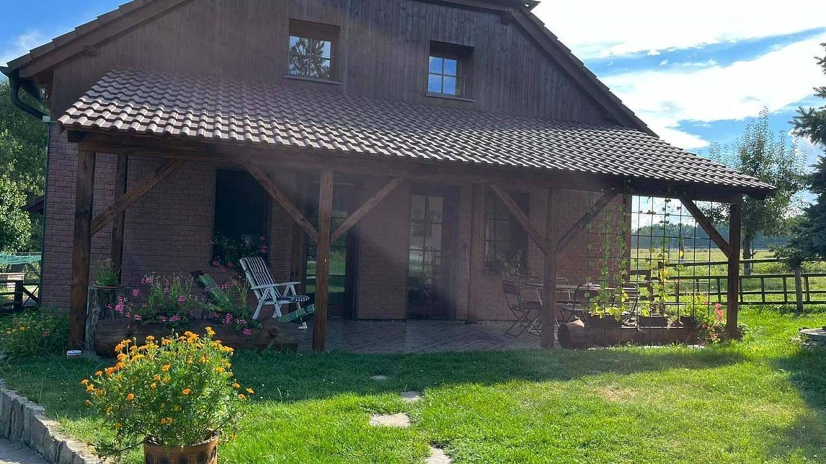 Netolice Cottage | Charming 1-bedroom cottage in enchanting Netolice - Petrův Dvůr with WiFi