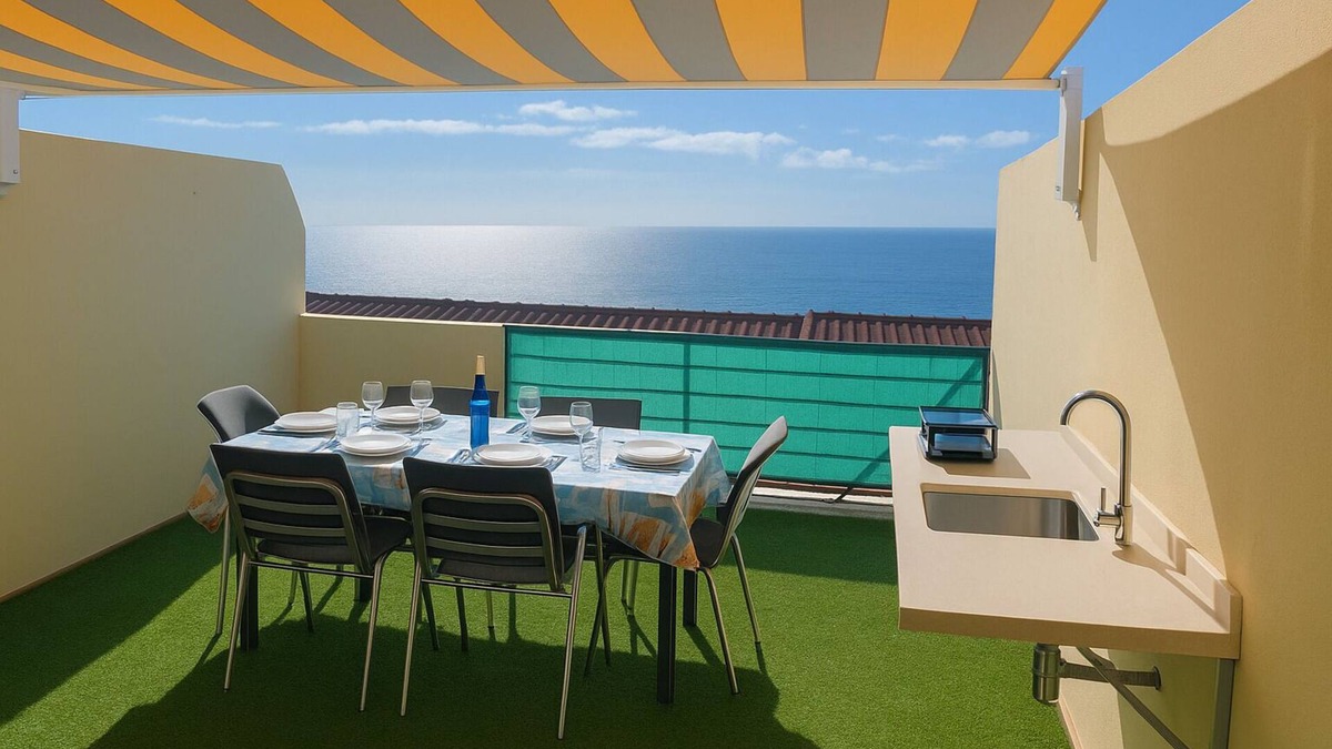 Las Caletillas Apartment | Charming 120 m2 with sea and mountain views.