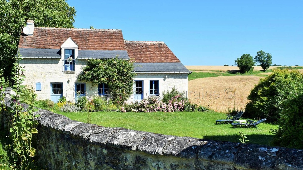 Crissay-sur-Manse Cottage | Charming 1850 Restored House, Private Garden, Modern Amenities, Near Crissay-sur-Manse