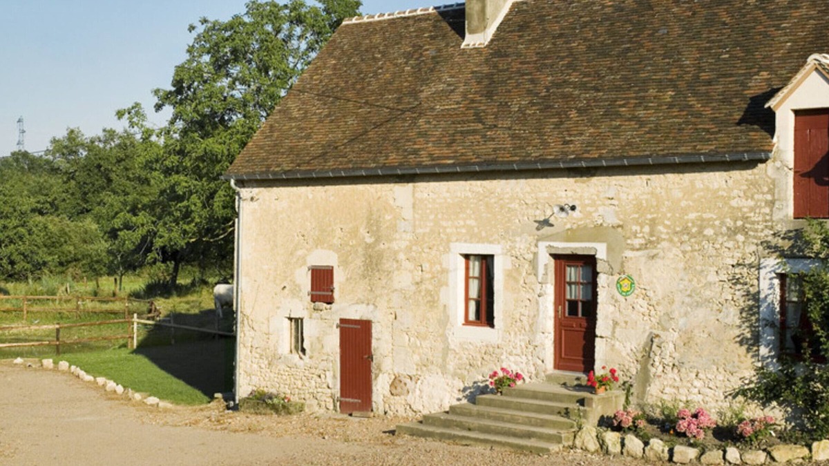 Pervencheres Cottage | Charming 18th-Century Cottage: 3 Bedrooms, Fireplace, Large Garden, Near Scenic Villages