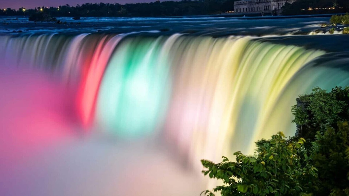 Downtown Niagara Falls Apartment | Charming 1BD Getaway - Unwind Near Niagara Falls