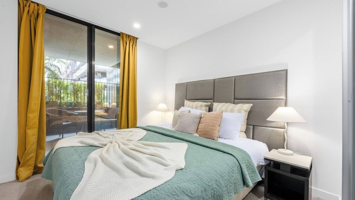 Dickson Apartment | Charming 1BDR Apartment in Dickson with Parking