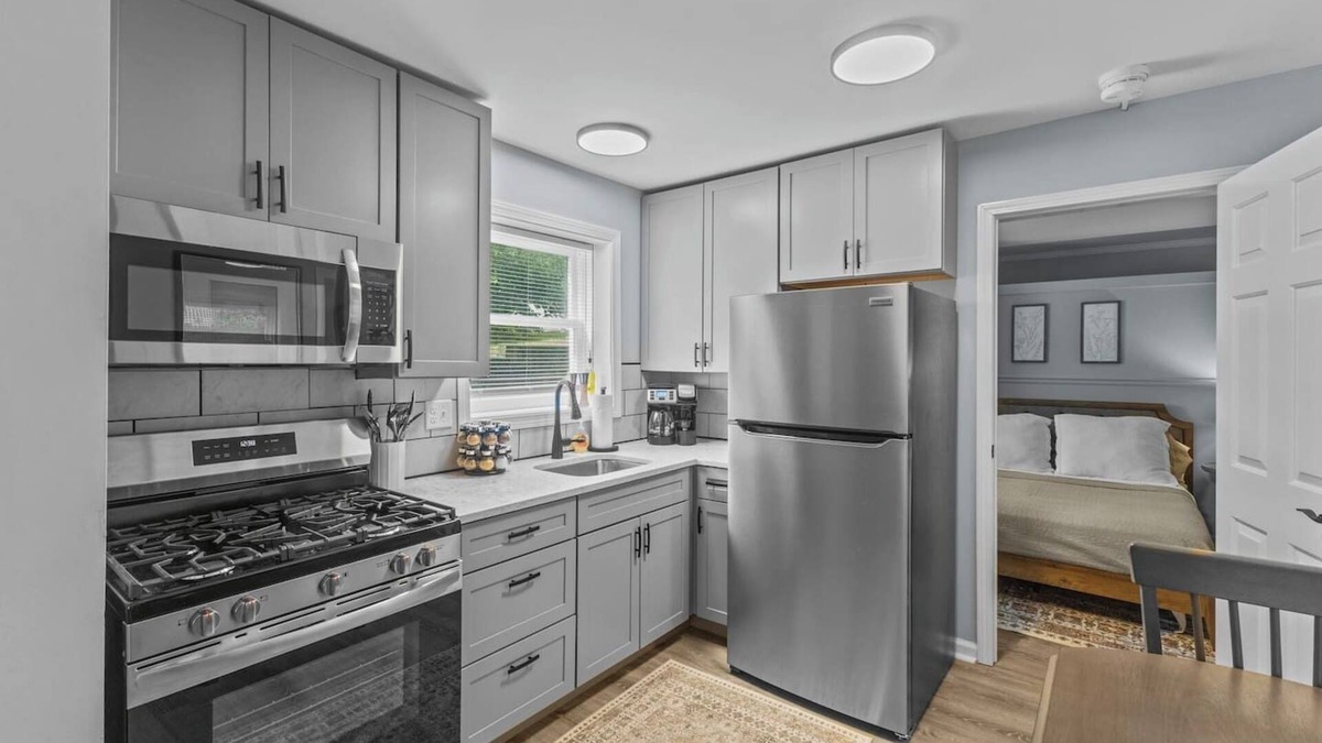 Winooski Apartment | Charming 1BR Close to Downtown!
