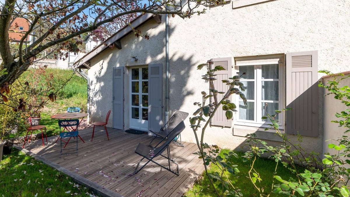 Saint-Galmier Cottage | Charming 1BR w/Garden, Terrace, In-Unit Laundry, & Modern Amenities