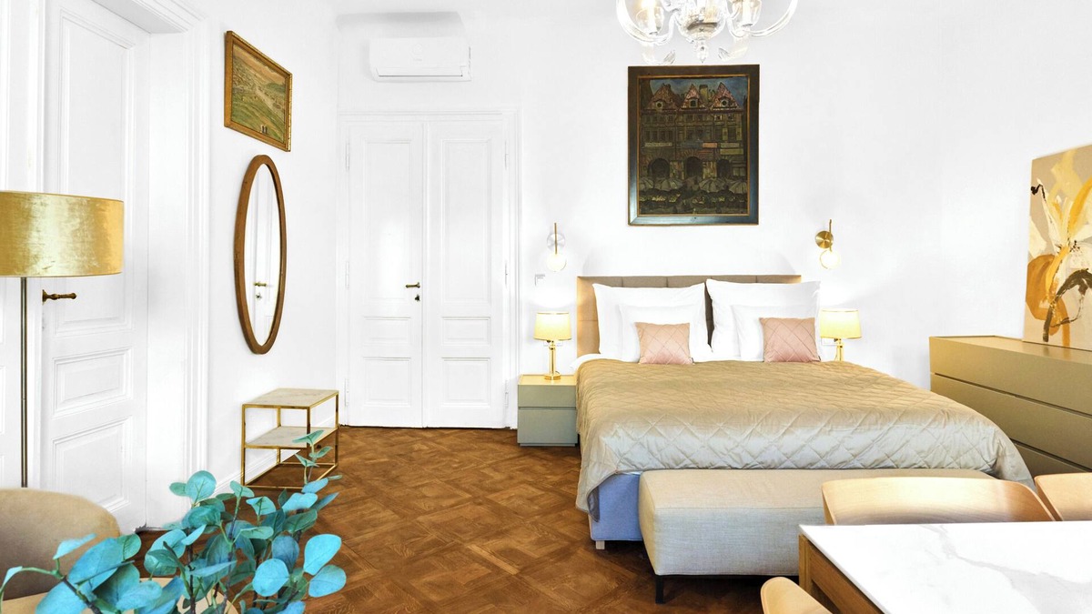Prague 1 Apartment | Charming 2-bedroom Old Town apartment with WiFi, AC in marvelous Prague
