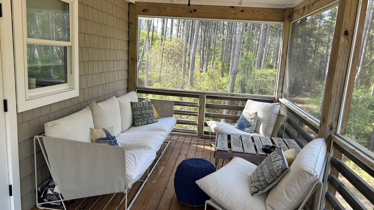 Carova Beach Cottage | Charming 2-bed cottage located in the peaceful, 4x4 area of Carova Beach