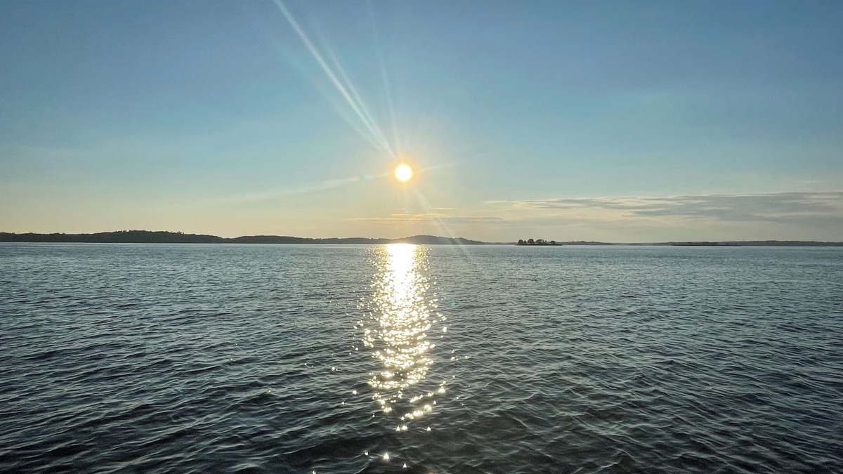Wellesley Island Cabin | Charming 2-bedroom cabin with AC, WiFi in wonderful Wellesley Island