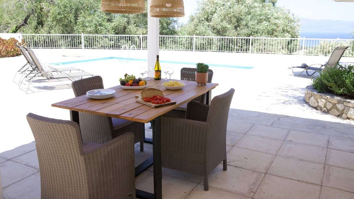 Makratika House | Charming 2-Bed Villa with Private Pool, Garden & Sunning Sunrise Views