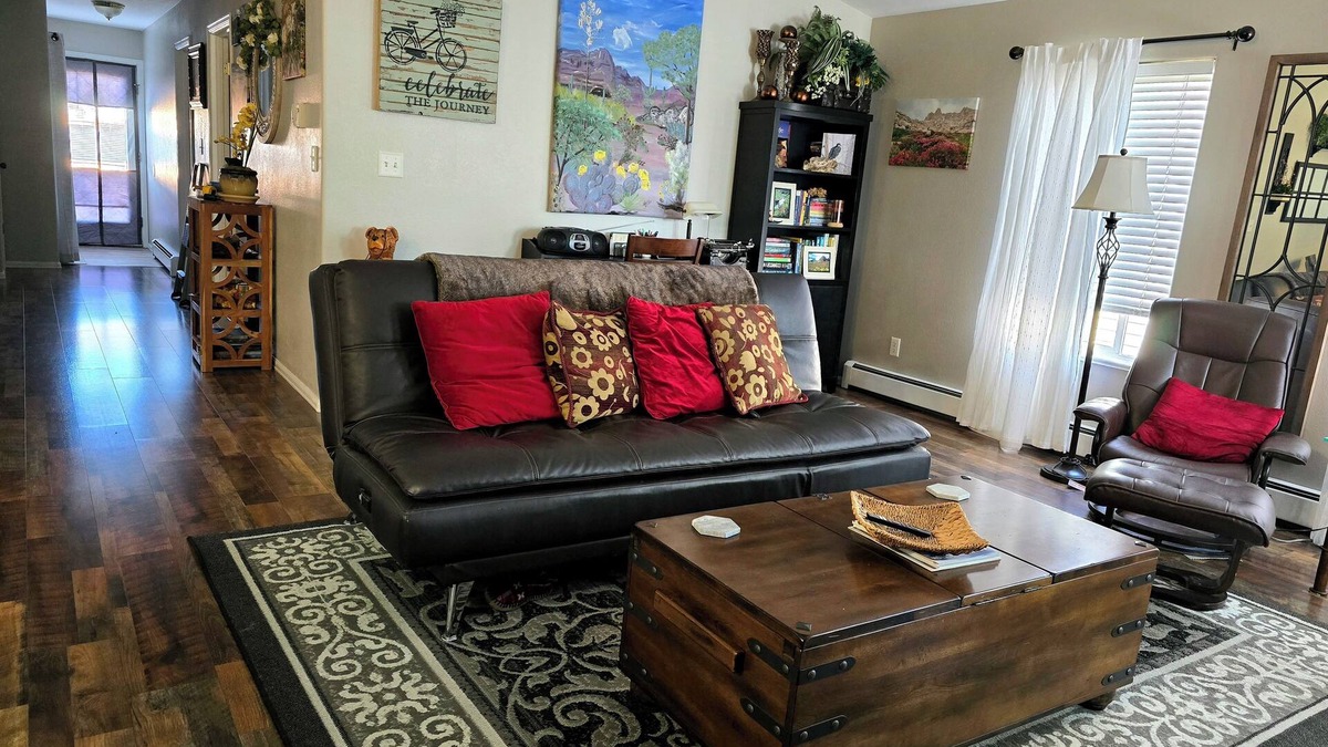 Pear Park House | Charming 2-bedroom townhome in lovely Grand Junction with WiFi, AC
