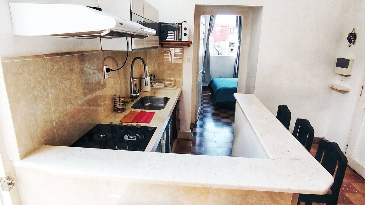 Greater Antilles Apartment | Charming 2-bedroom apartment with WiFi, AC in amazing Habana Vieja