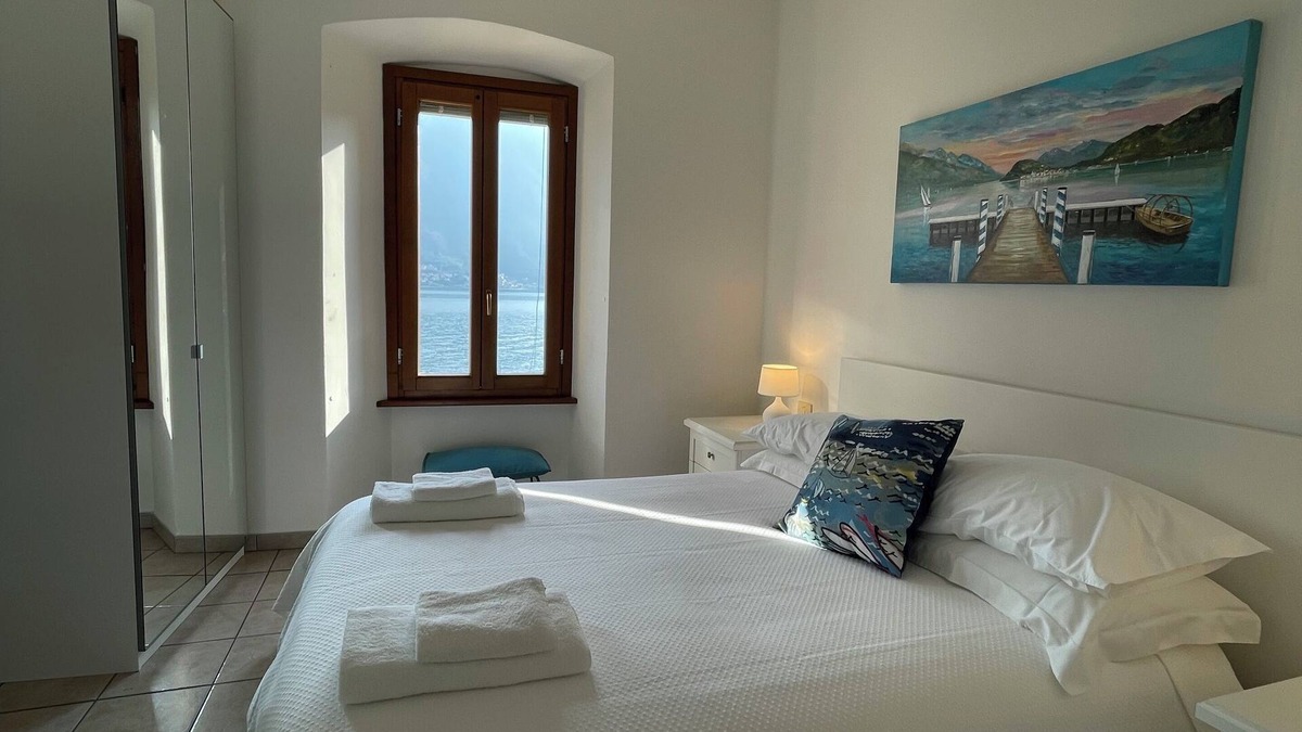 Sala Comacina House | Charming 2-bedroom house in lovely Sala Comacina by the Lake with WiFi, AC