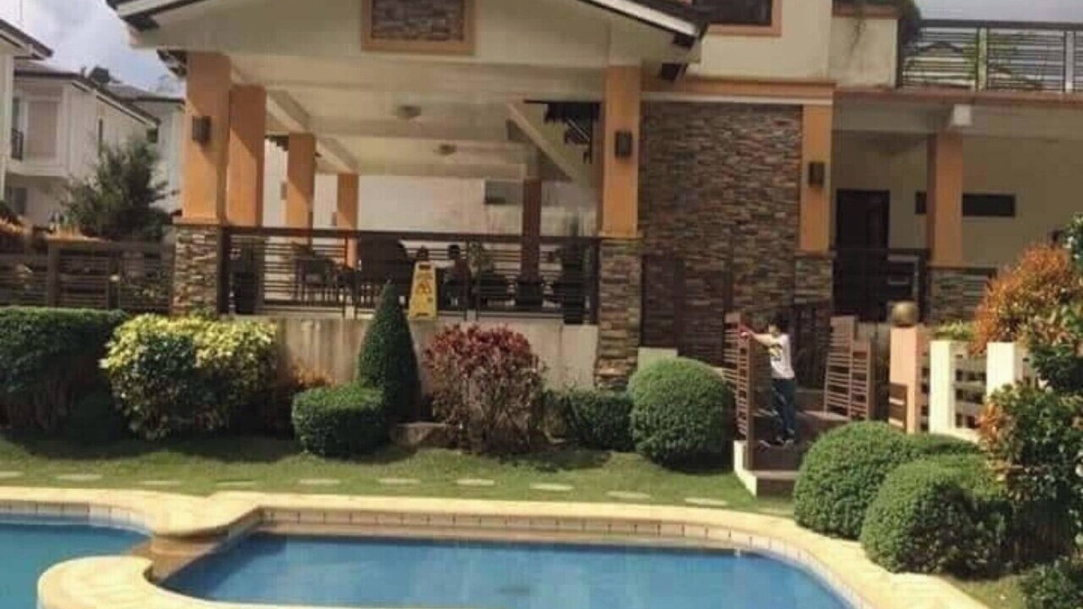 Tagaytay Villa | Charming 2-bedroom Villa in lovely Tagaytay City with Pool