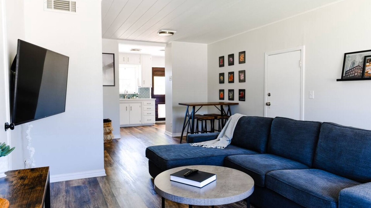 Central Oklahoma City House | Charming 2-bedroom house in wonderful Oklahoma City with AC, WiFi