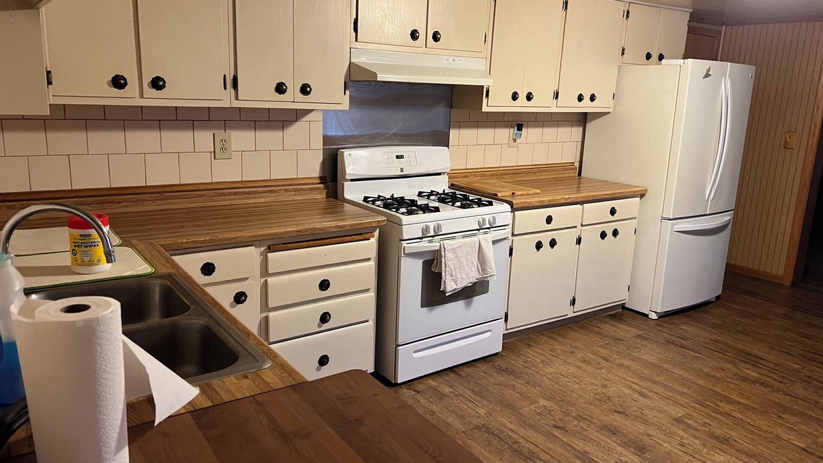 Solon Springs House | Charming 2-bedroom 1 bathroom house with WiFi, AC in pleasant Barnes, WI