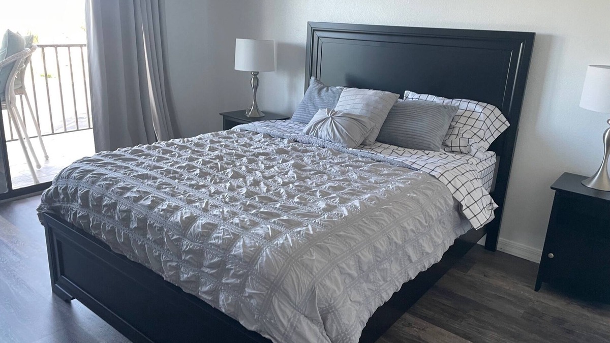 St. Pete Beach Condo | Charming 2-bedroom condo with fitness room, WiFi in delightful St. Pete Beach