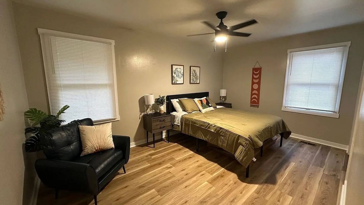 Warner Robins House | Charming 2-bedroom house in Warner Robins with WiFi and AC