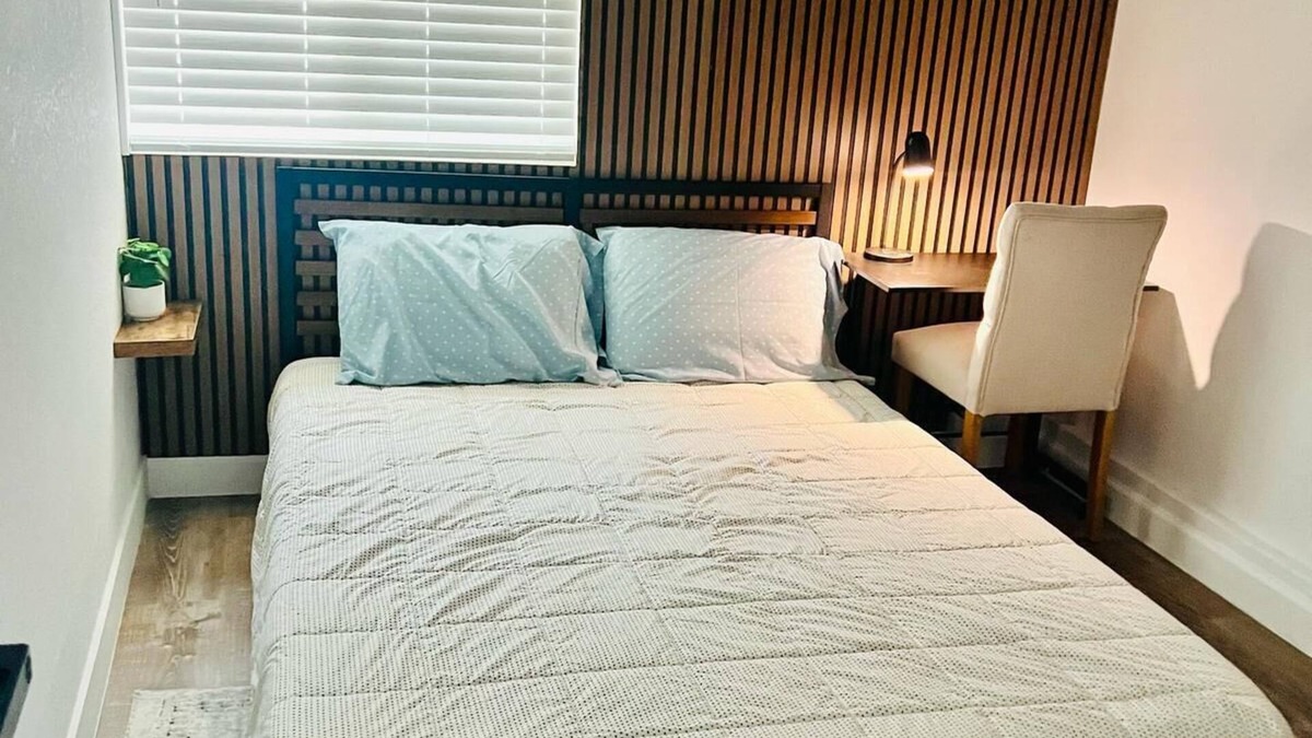 Livermore House | Charming 2-bedroom 1 Bathroom unit in fantastic Livermore