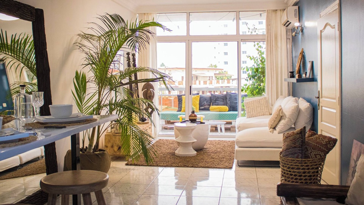 Libreville Apartment | Charming 2-bedroom apartment in down town Libreville