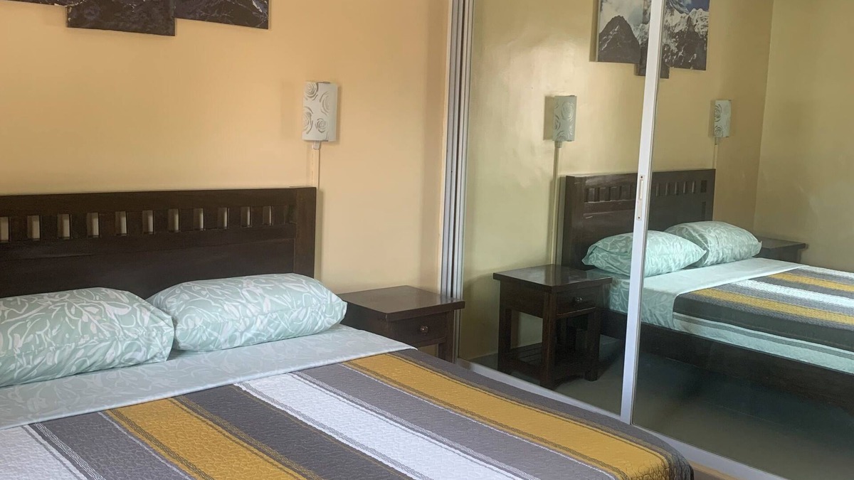 San Pedro Apartment | Charming 2-bedroom apartment with WiFi, AC in wonderful San Pedro Laguna
