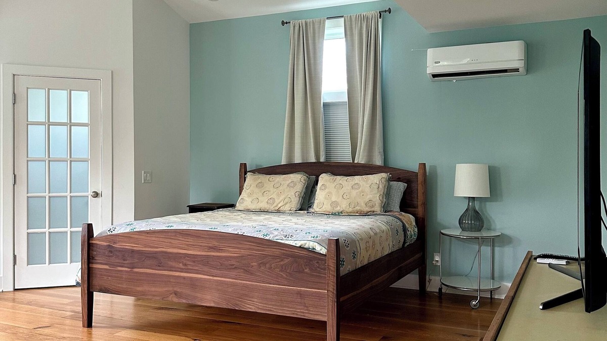Belle Mead Apartment | Charming 2-bedroom apartment 1770 Farmhouse, 14 mins from Princeton