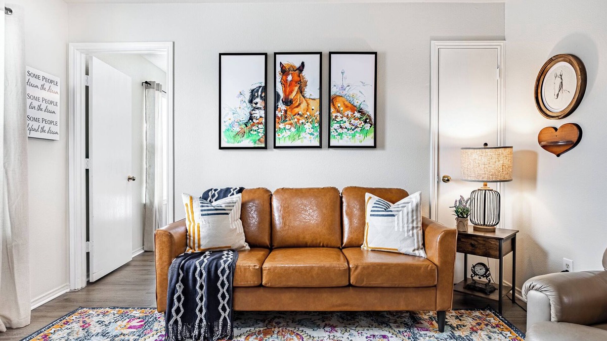 Killeen Apartment | Charming 2-bedroom apartment with WiFi, AC in fantastic Killeen