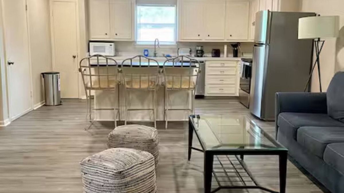 Oak Ridge North Apartment | Charming 2-bedroom apartment with pool access in a quiet neighborhood in Conroe.