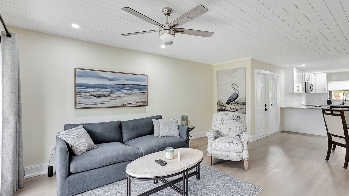 Stuart Condo | Charming 2-Bedroom Apartment fully renovated in peaceful Stuart