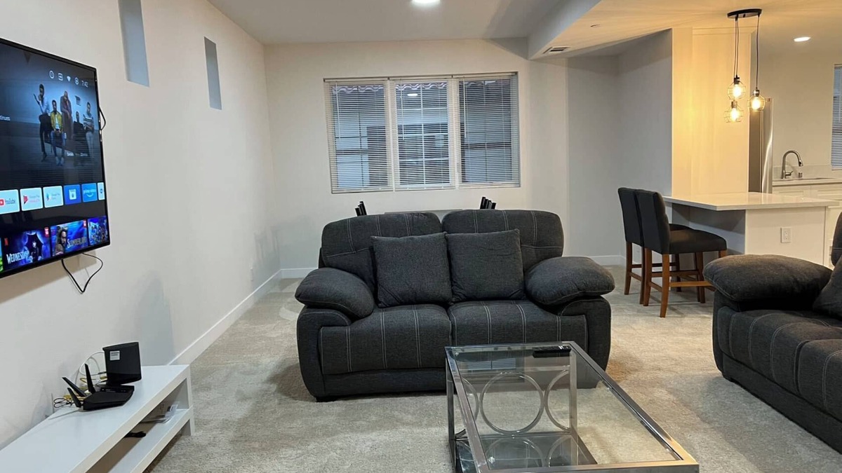 Arcadia House | Charming 2-bedroom Arcadia townhome in brilliant Arcadia with WiFi, AC