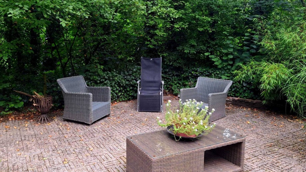 Schoonoord House | Charming 2-bedroom bungalow with WiFi and AC in a quite forest