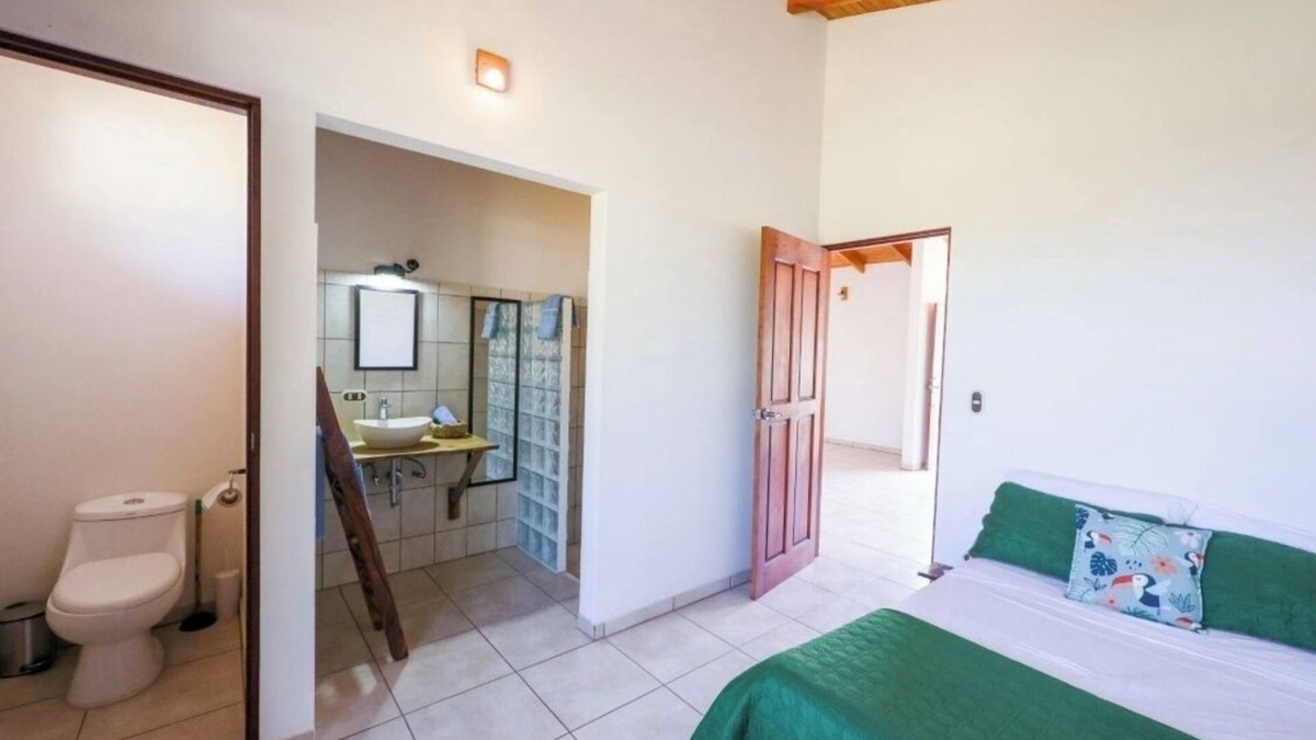 Nicoya House | Charming 2-bedroom bungalow in peaceful Guanacaste with AC and Swimming pool.
