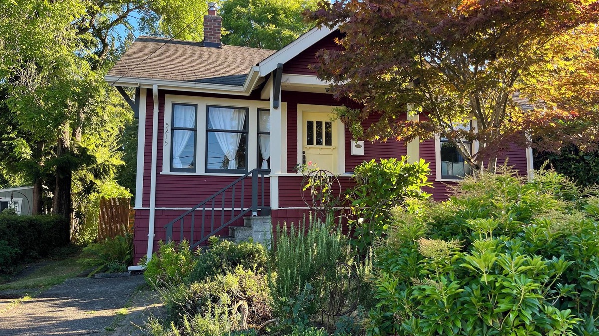 Seattle Metro Area House | Charming 2-bedroom bungalow in Seward Park