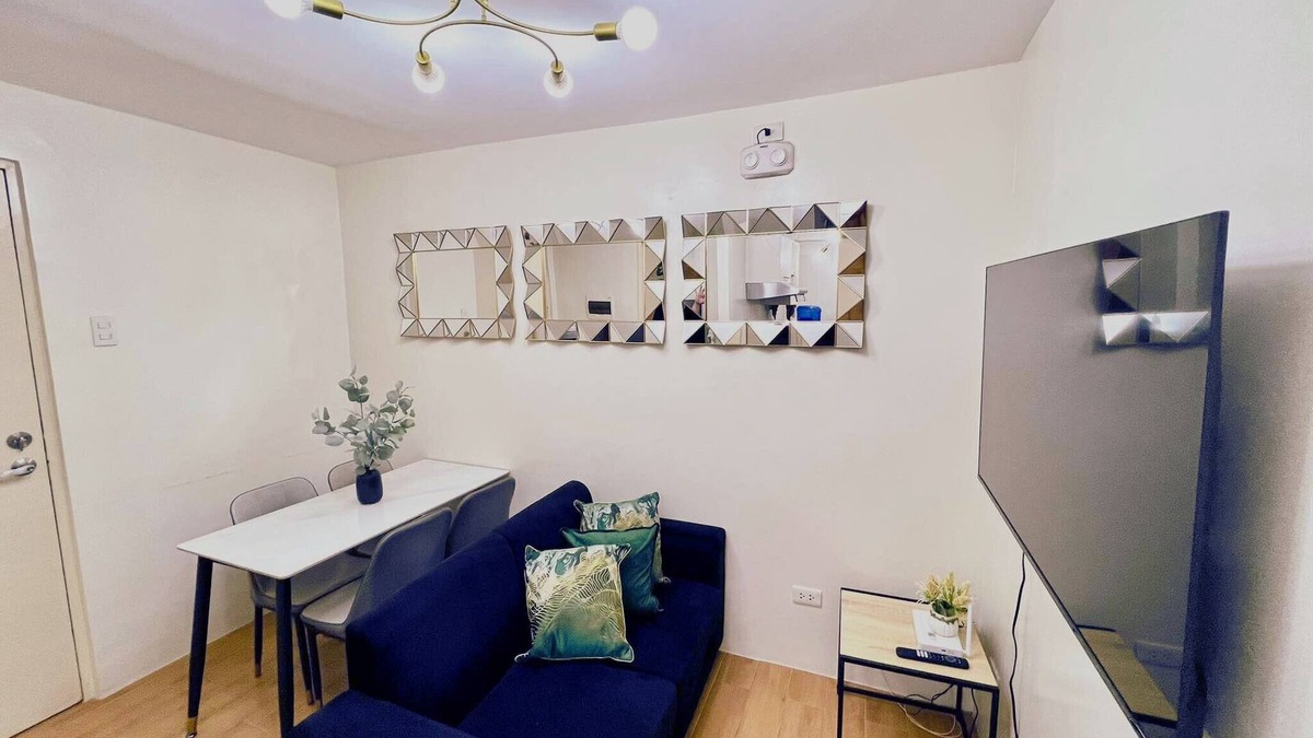 Sasa Condo | Charming 2-bedroom condo with WiFi and AC in lovely Davao City