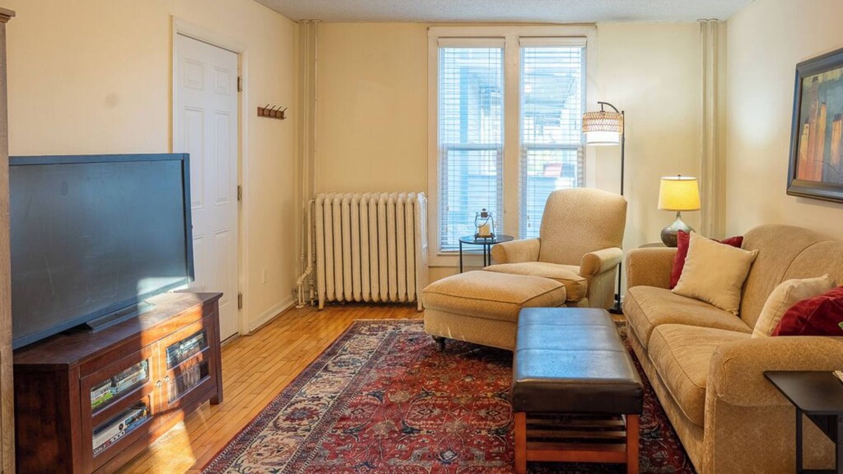 Midway Condo | Charming 2-bedroom condo in lovely Saint Paul