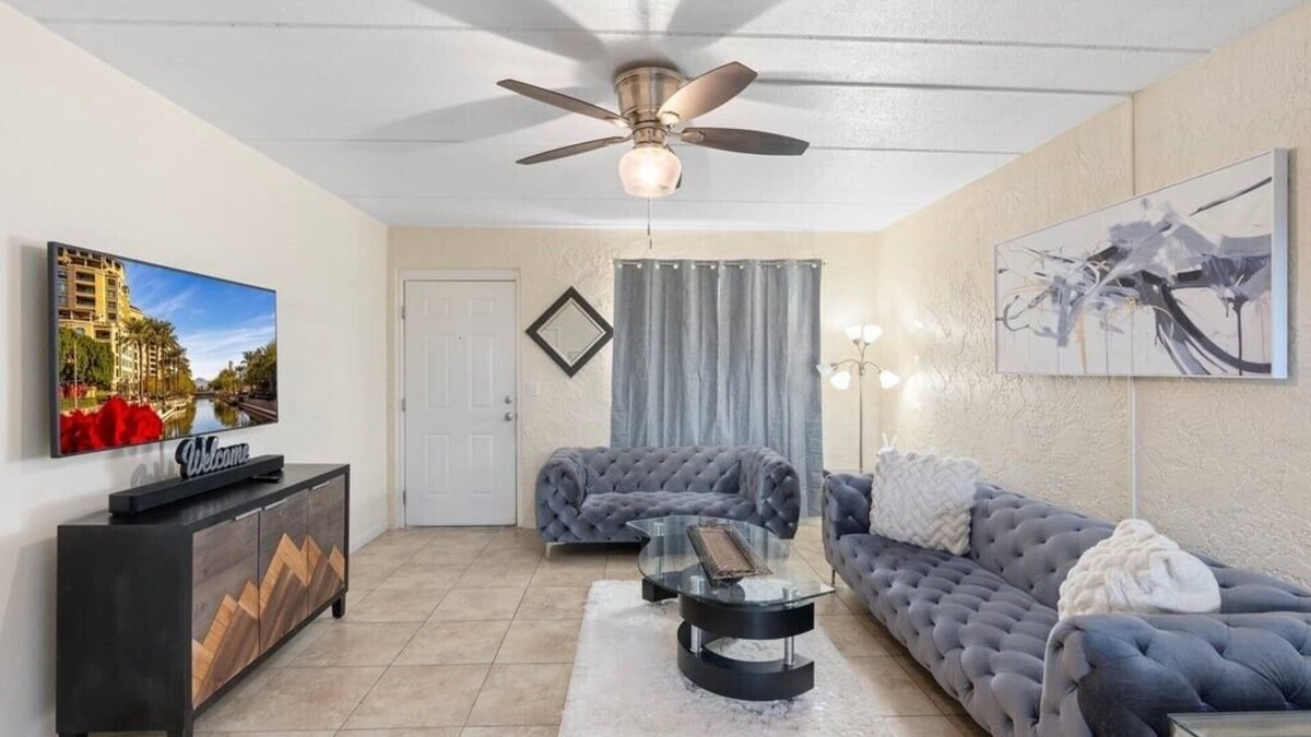 Papago Parkway Condo | Charming 2-bedroom condo with Pools and AC in superb Scottsdale