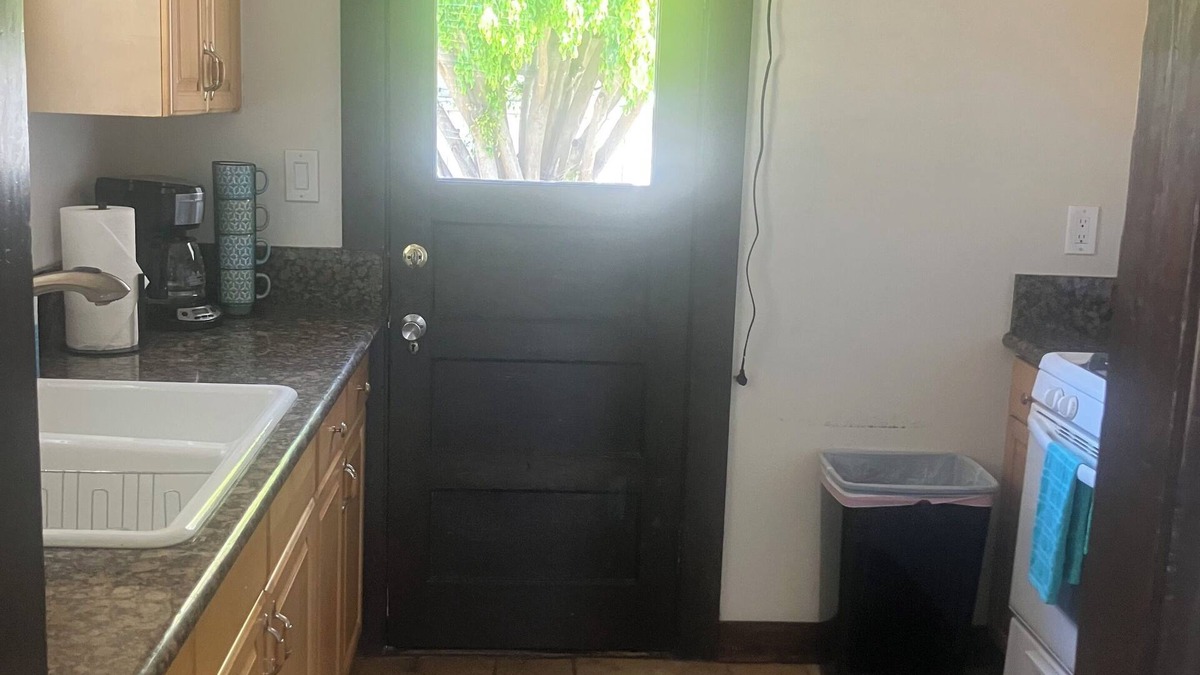 Corridor House | Charming 2-bedroom cottage in San Diego with AC, WiFi