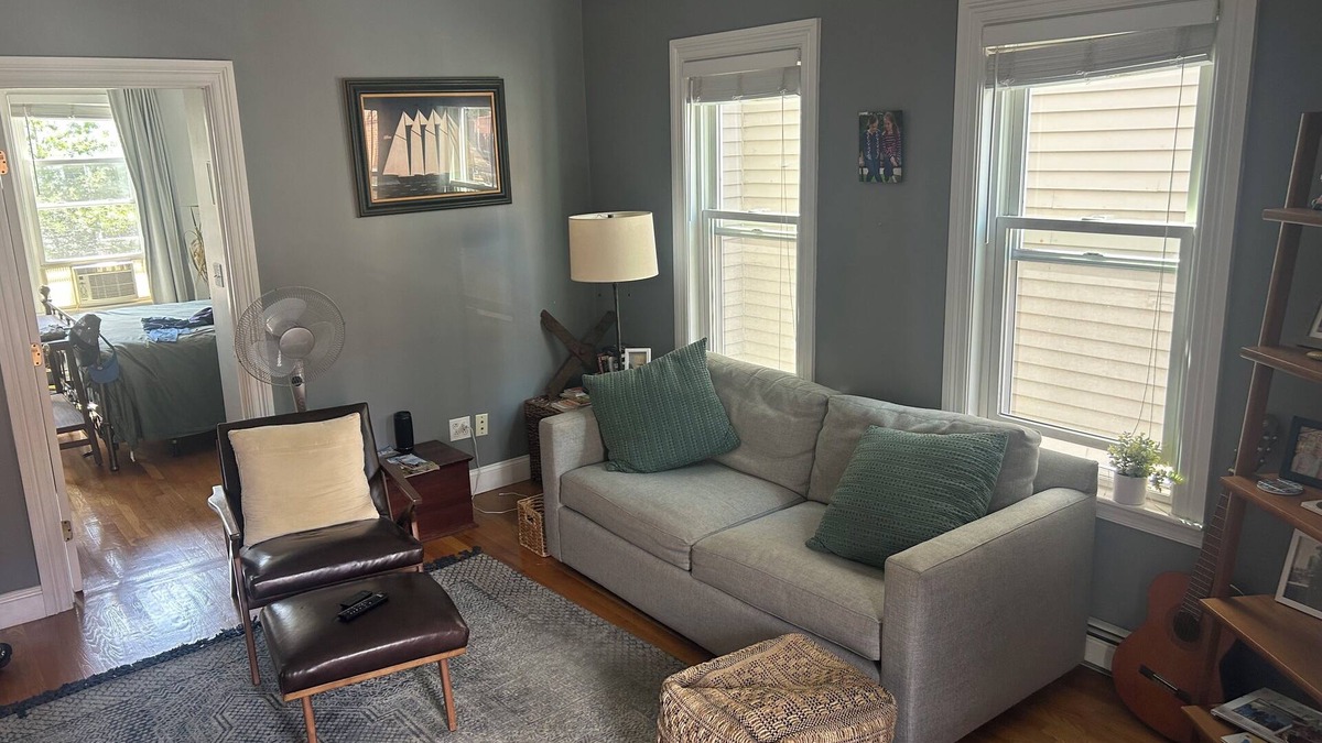 Charlestown Condo | Charming 2-bedroom condo with WiFi, AC in fabulous historic Charlestown