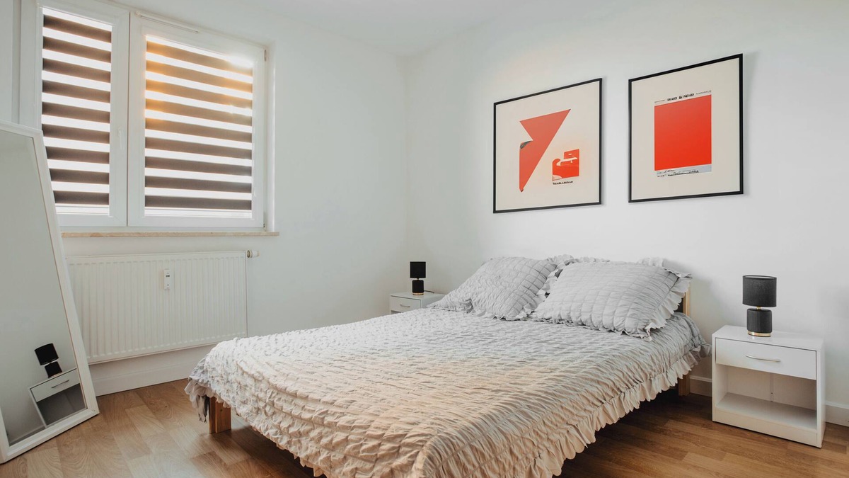 Srodmiescie Condo | Charming 2-bedroom condo with WiFi in Łódź