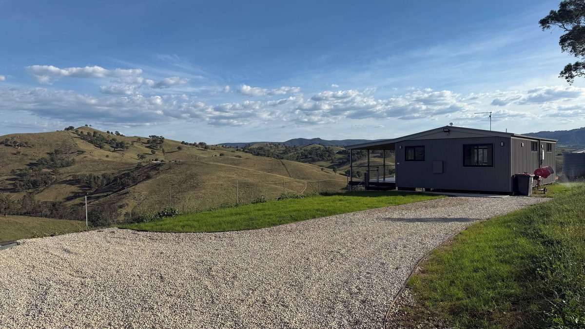 Lithgow City Council House | Charming 2 bedroom cottage in kanimbla valley