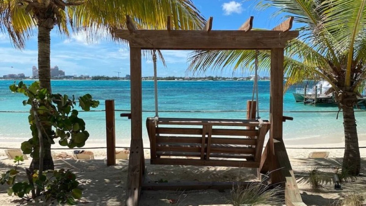 Tar Bay Cottage | Charming 2-bedroom cottage with AC, WiFi, . Two-minute walk to beach.